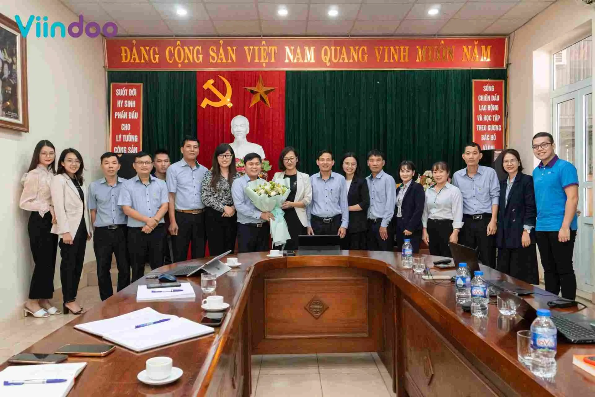 Đại diện hai bên trong buổi Khởi động dự án tại Trụ sở chính của X20 Nam Định. Đại diện hai bên trong buổi Khởi động dự án tại Trụ sở chính của X20 Nam Định.